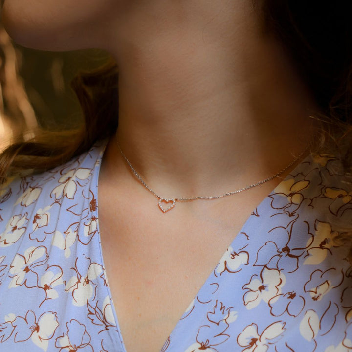 Collana Philip Jones A Cuore Aperto Placcata Oro Con Cristalli Zircondia - Ciondolo 19 Mm, Catena 43+5 Cm, Ipoallergenica